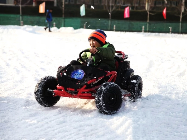 雪地摩托卡丁車(chē)