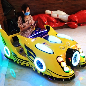 蝙蝠戰(zhàn)車(chē)